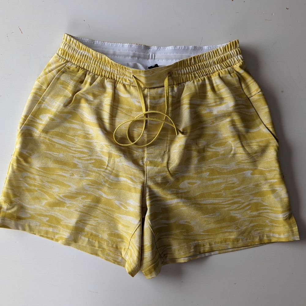Lululemon Cross Swim 5" Medium